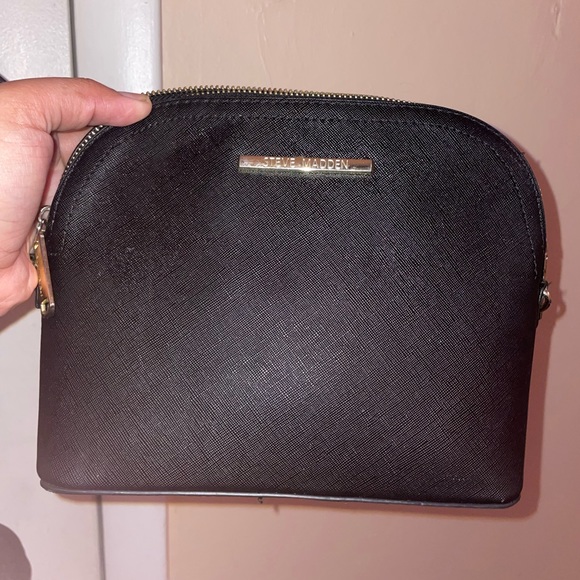 Steve Madden Handbags - Steve Madden crossbody